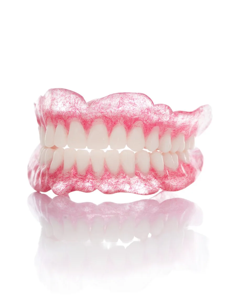 Gigi palsu penuh di Ivory Dental Kepong